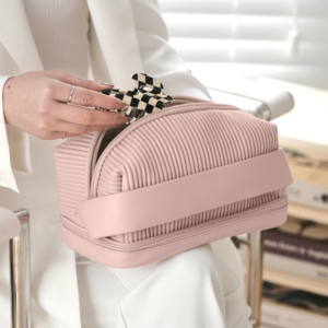 Pastel makeup pouch - Image 1