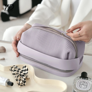 Pastel makeup pouch - Image 3